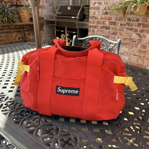 Supreme Duffle Bag - Picture 6 of 6